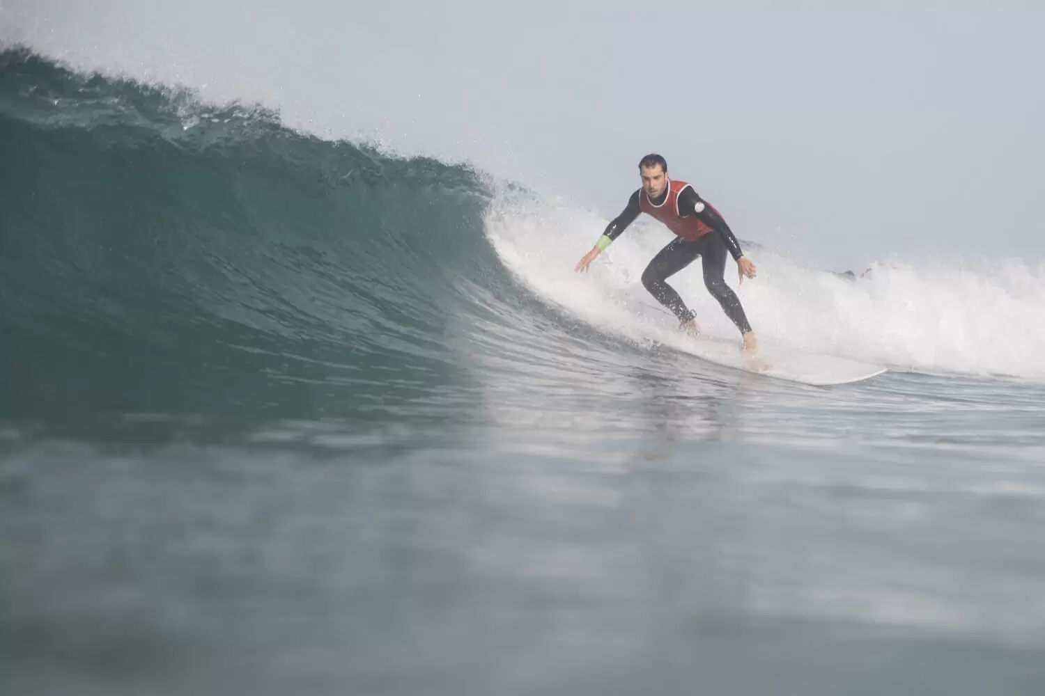Ecole de Surf Bretagne - Surfeur